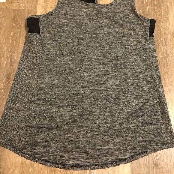 Champion women’s activewear athletic gray cross back workout tank size M/L - Picture 6 of 11
